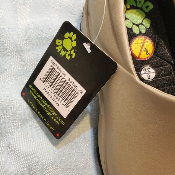 Dawgs Working Slip on Clog Size 6 New - Picture 5 of 5